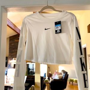 Nike long sleeve cropped shirt, white, medium, new with tags